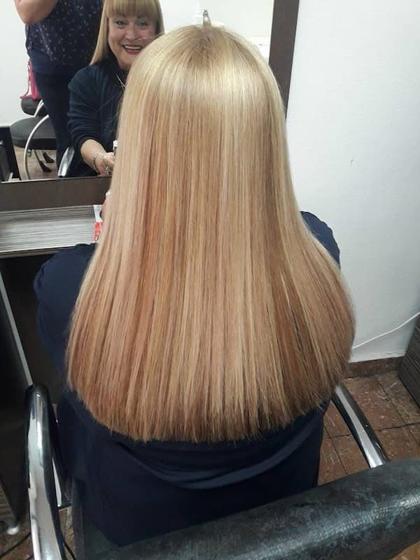 Bojenje kose u frizerskom salonu Ex-Voto